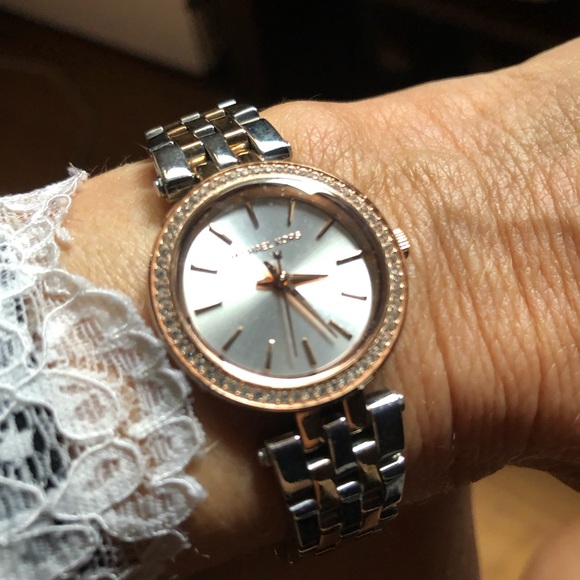 Michael Kors Watch - Picture 5 of 5